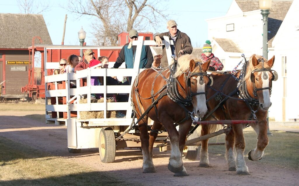 christmas at pioneer village tim middagh