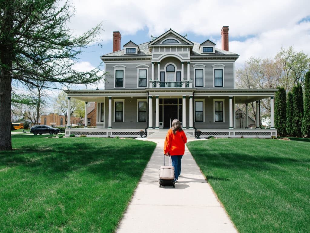historical building in worthington mn